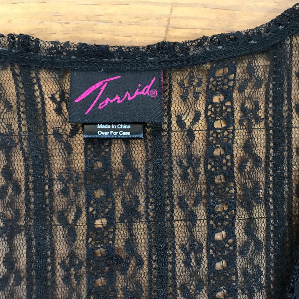 Torrid Black Lace Top Sheer Tank Blouse V Neck 1X - Picture 3 of 8